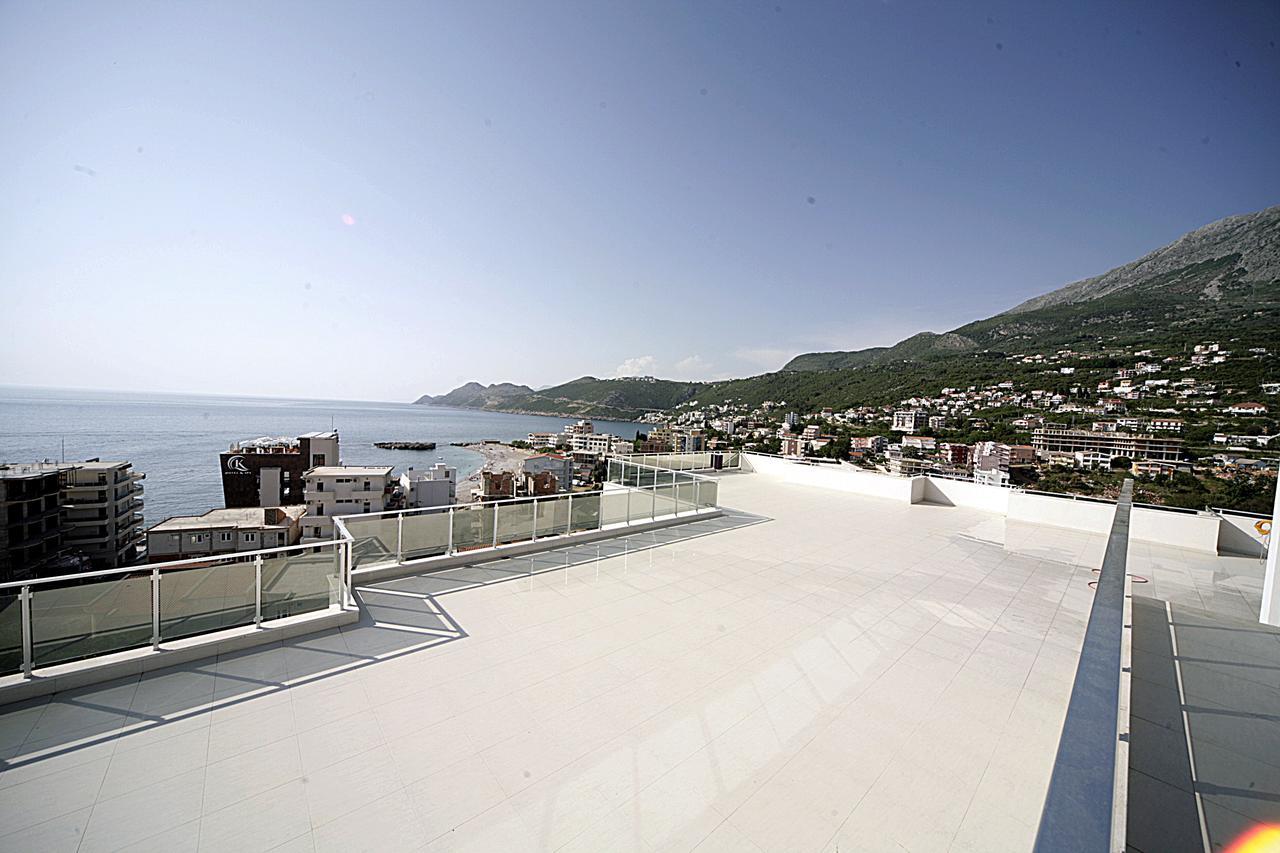 Sea Star Apartment Dobra Voda Ngoại thất bức ảnh