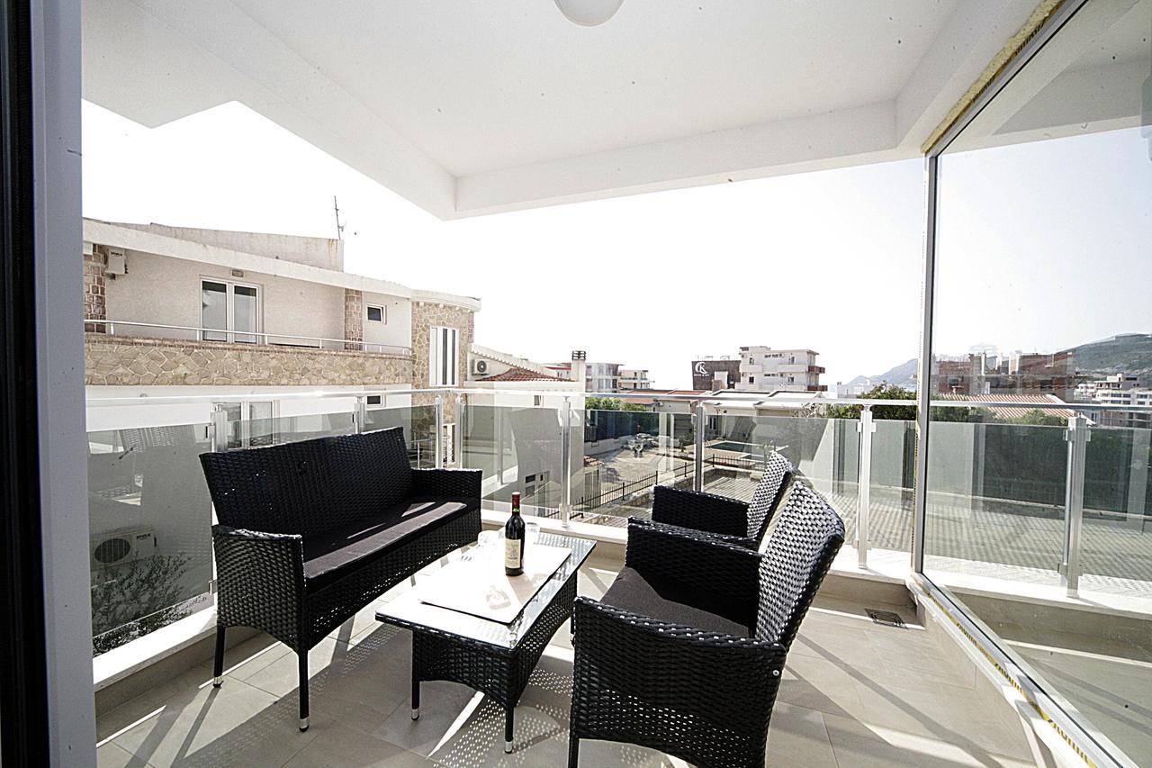 Sea Star Apartment Dobra Voda Ngoại thất bức ảnh