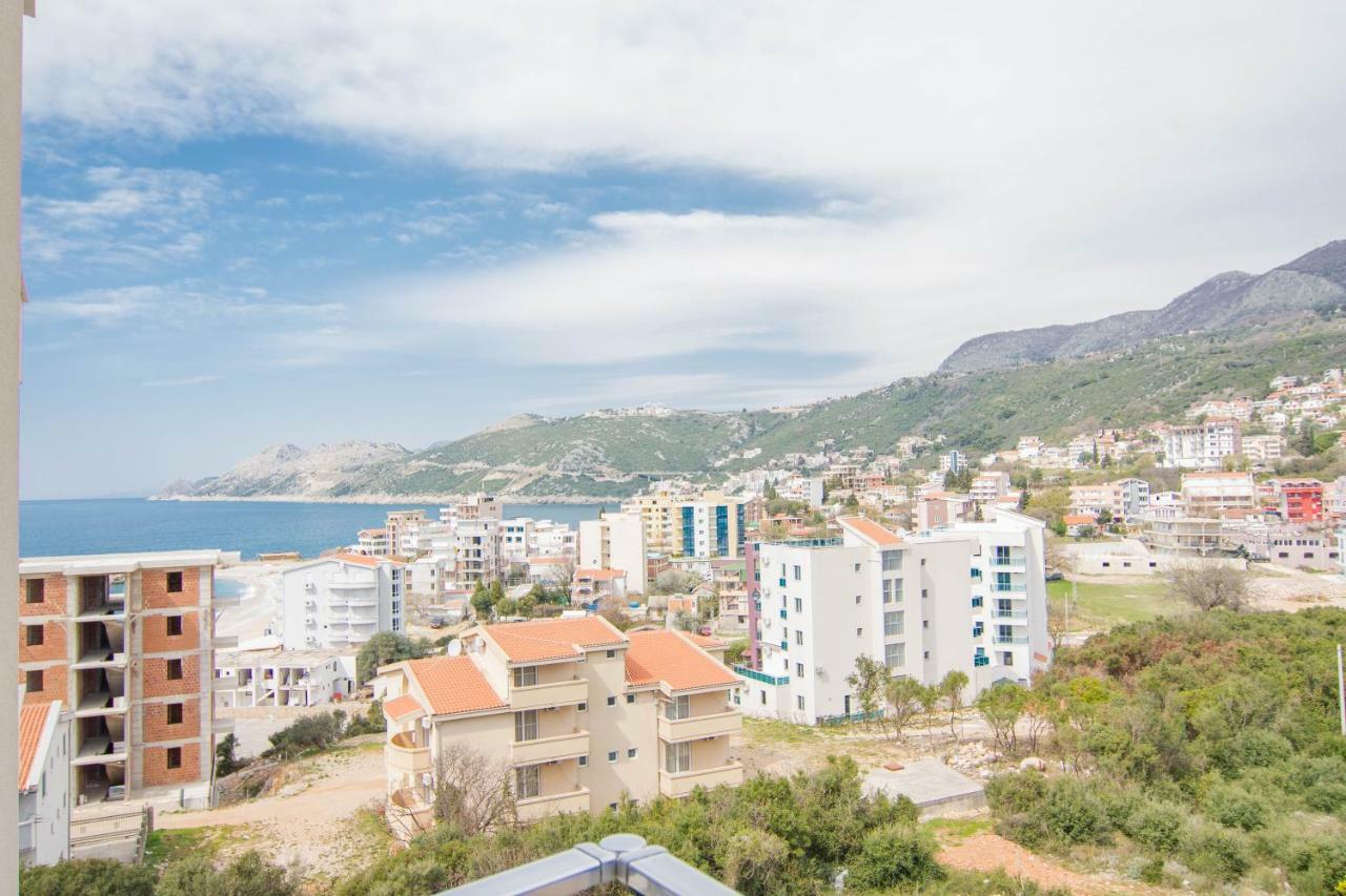 Sea Star Apartment Dobra Voda Ngoại thất bức ảnh